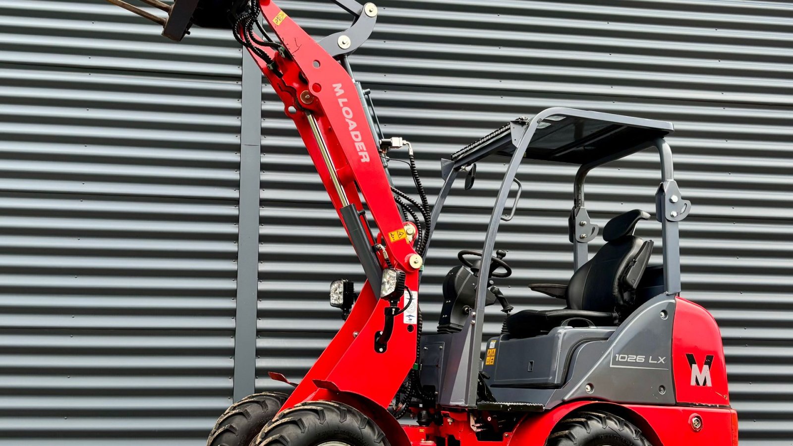 Kompaktlader типа Sonstige 1026 LX, Gebrauchtmaschine в Nykøbing Mors (Фотография 3)