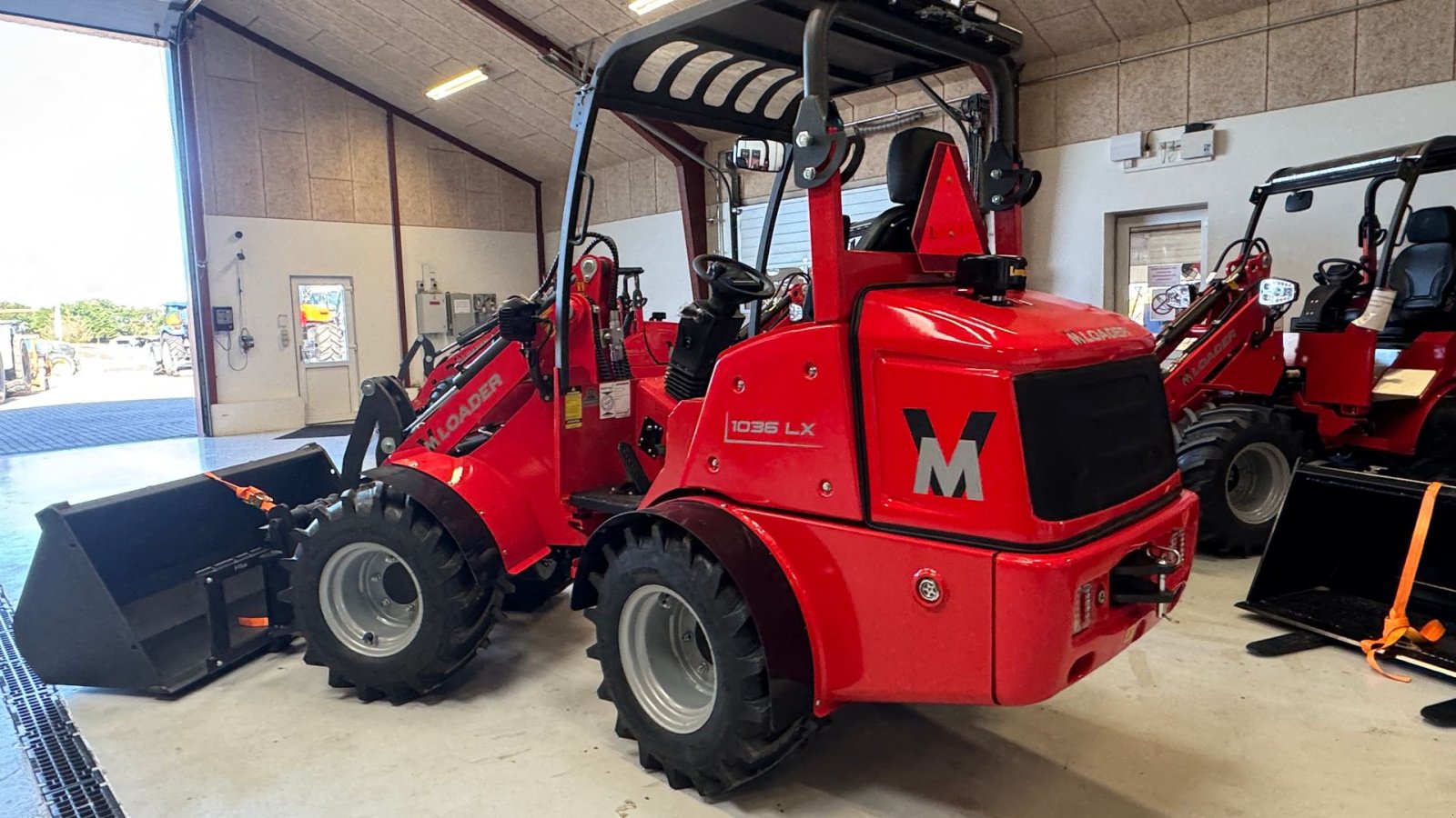 Kompaktlader typu Sonstige 1036LX FABRIKSNY MED SKOVL OG PALLEGAFLER! ÆGTE BESTSELLER!, Gebrauchtmaschine v Nørager (Obrázek 1)