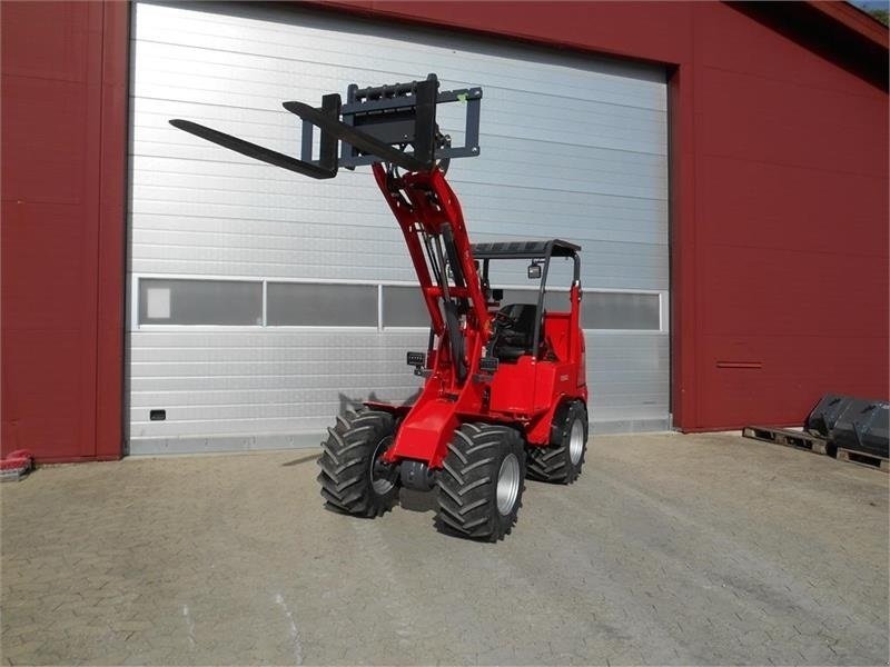 Kompaktlader typu Sonstige 1036LX, Gebrauchtmaschine v Mern (Obrázek 4)