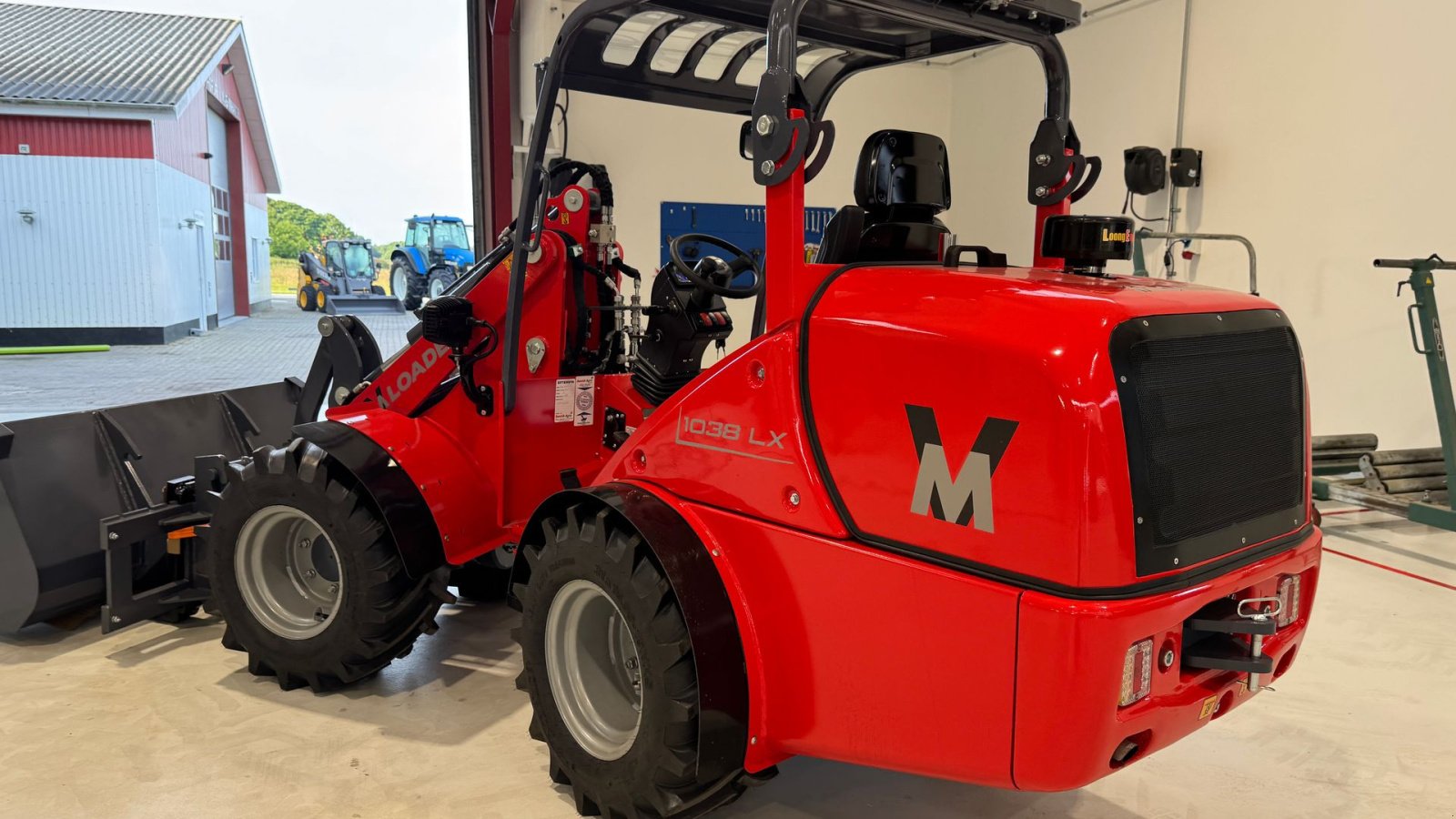 Kompaktlader of the type Sonstige 1038 LX FABRIKSNY MED SKOVL OG PALLEGAFLER!, Gebrauchtmaschine in Nørager (Picture 5)