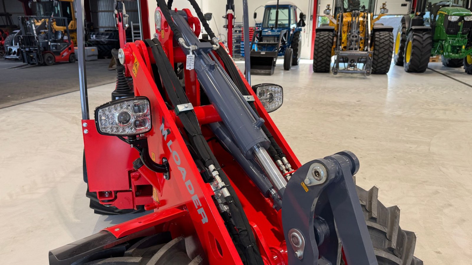 Kompaktlader of the type Sonstige 1038 LX FABRIKSNY MED SKOVL OG PALLEGAFLER!, Gebrauchtmaschine in Nørager (Picture 16)