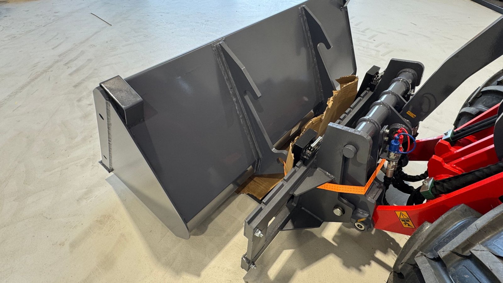 Kompaktlader of the type Sonstige 1038 LX FABRIKSNY MED SKOVL OG PALLEGAFLER!, Gebrauchtmaschine in Nørager (Picture 19)