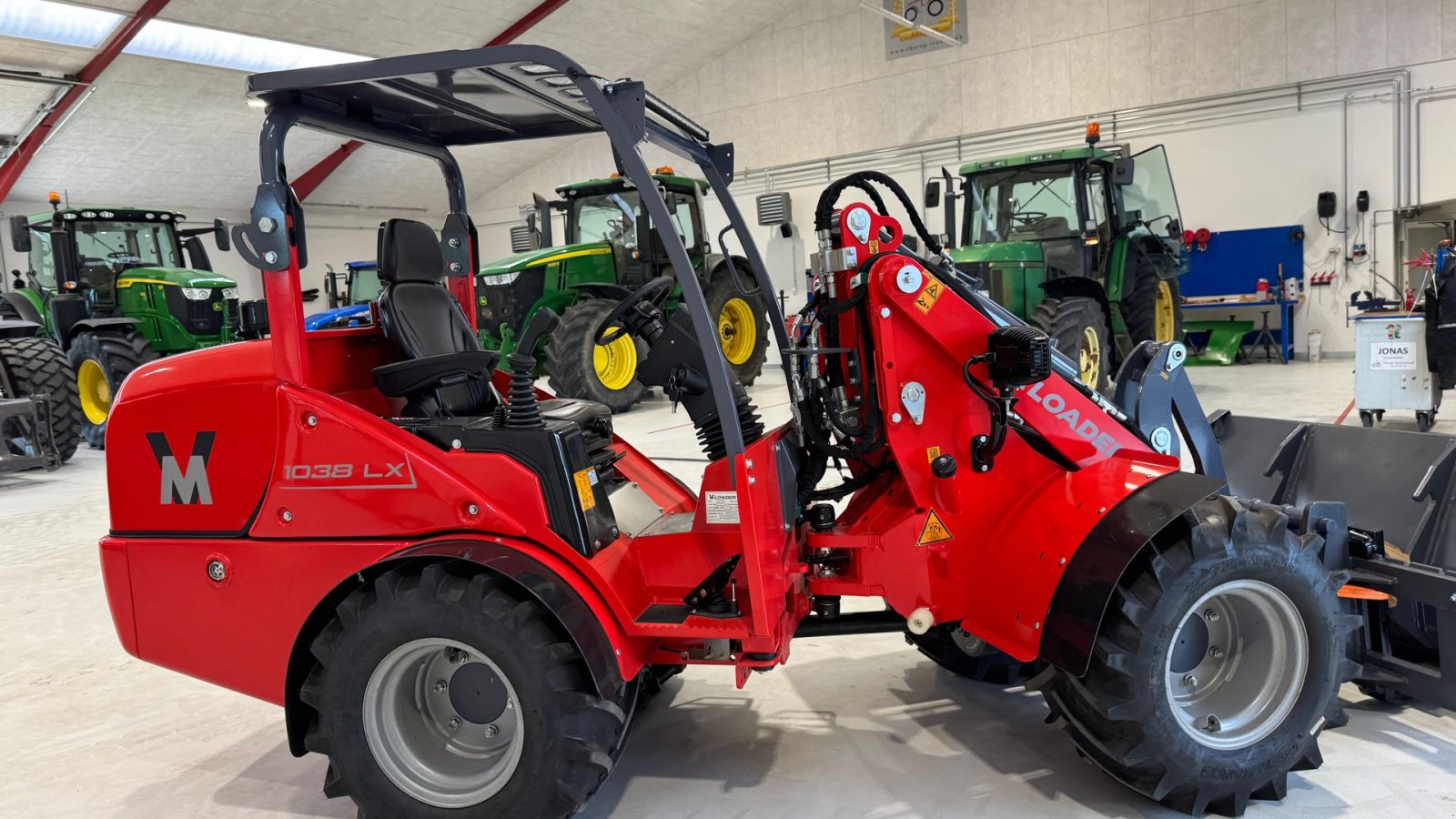 Kompaktlader of the type Sonstige 1038 LX FABRIKSNY MED SKOVL OG PALLEGAFLER!, Gebrauchtmaschine in Nørager (Picture 11)