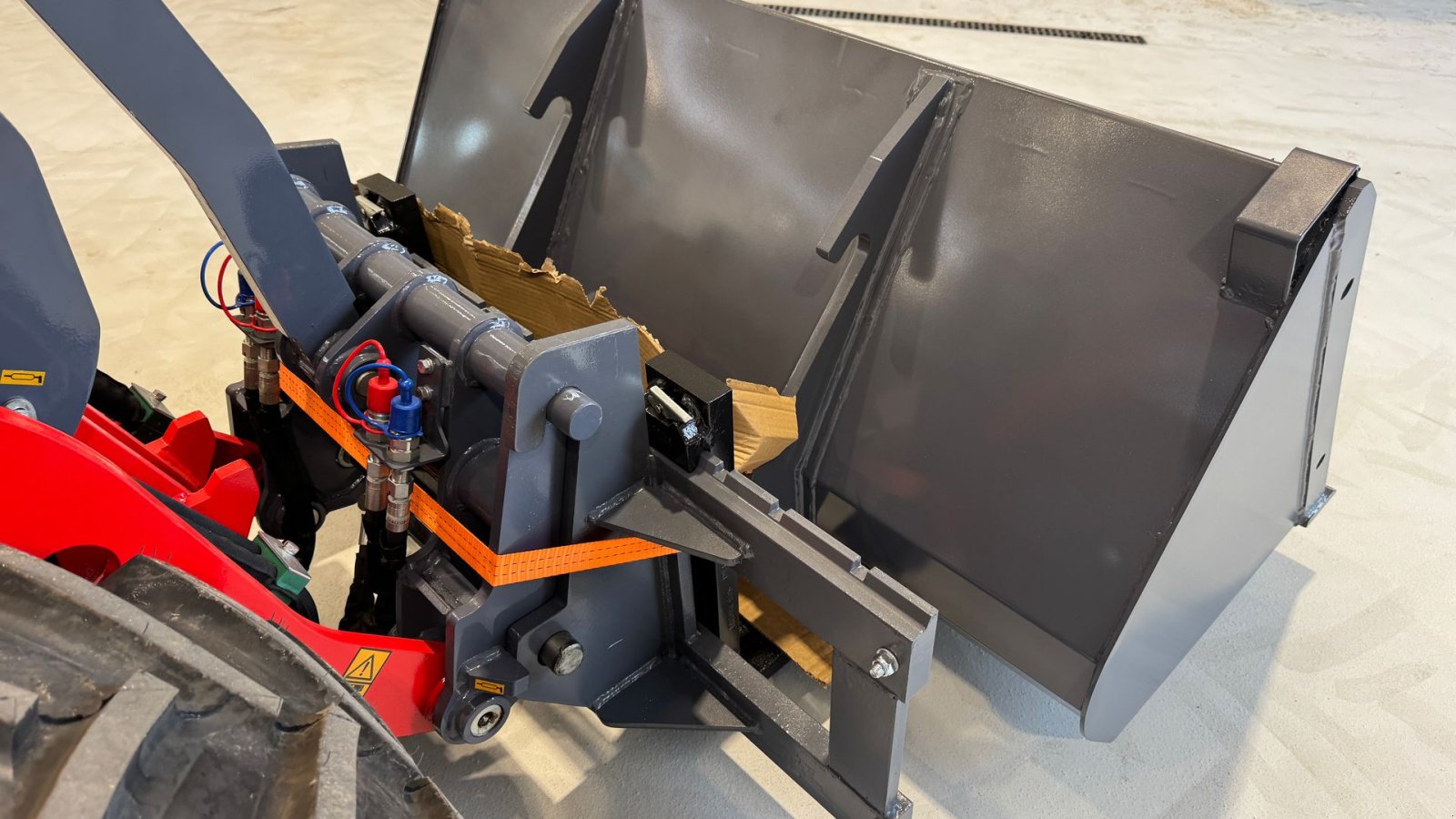 Kompaktlader of the type Sonstige 1038 LX FABRIKSNY MED SKOVL OG PALLEGAFLER!, Gebrauchtmaschine in Nørager (Picture 15)