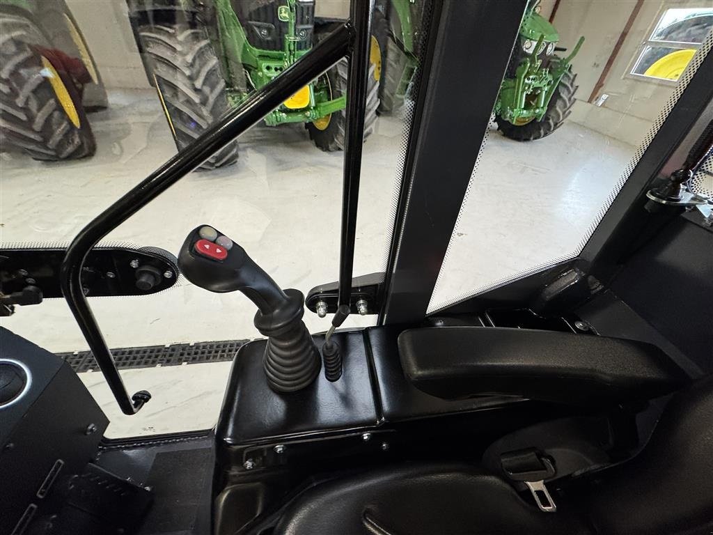 Kompaktlader des Typs Sonstige 1038 LXC MED LUKKET KABINE, SKOVL OG PALLEGAFLER!, Gebrauchtmaschine in Nørager (Bild 17)