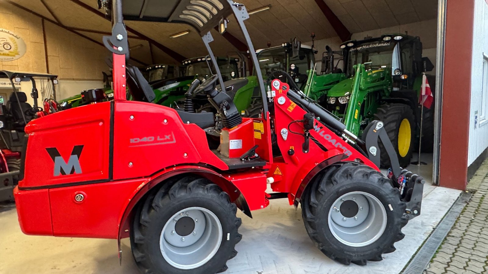 Kompaktlader of the type Sonstige 1040 LX FABRIKSNY MED SKOVL OG PALLEGAFLER!, Gebrauchtmaschine in Nørager (Picture 4)