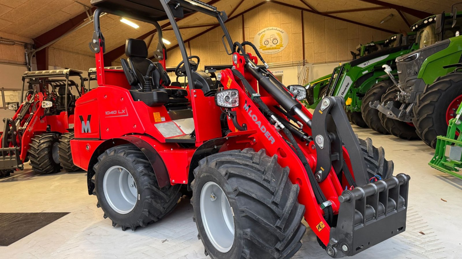 Kompaktlader of the type Sonstige 1040 LX FABRIKSNY MED SKOVL OG PALLEGAFLER!, Gebrauchtmaschine in Nørager (Picture 1)