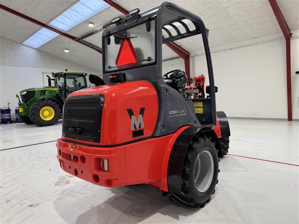 Kompaktlader des Typs Sonstige 1050 LX FABRIKSNY MED SKOVL OG PALLEGAFLER!, Gebrauchtmaschine in Nørager (Bild 8)