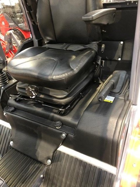 Kompaktlader типа Sonstige 1050 LXC m/kabine med  YANMAR 4TNV86 - STAGE 5 MOTOR, Gebrauchtmaschine в Vinderup (Фотография 5)