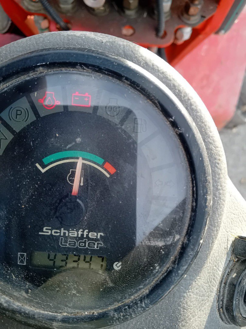 Kompaktlader of the type Sonstige 2033, Gebrauchtmaschine in Altendorf (Picture 4)