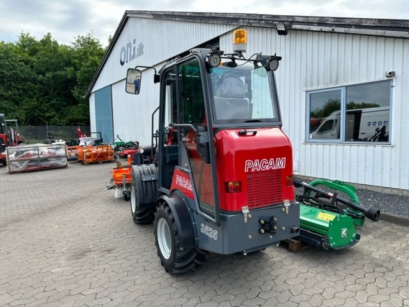 Kompaktlader of the type Sonstige 2525 Kabine, Gebrauchtmaschine in Herning (Picture 4)