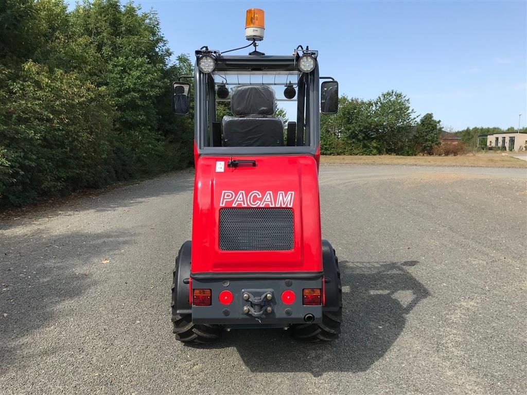 Kompaktlader of the type Sonstige 3025, Gebrauchtmaschine in Herning (Picture 3)