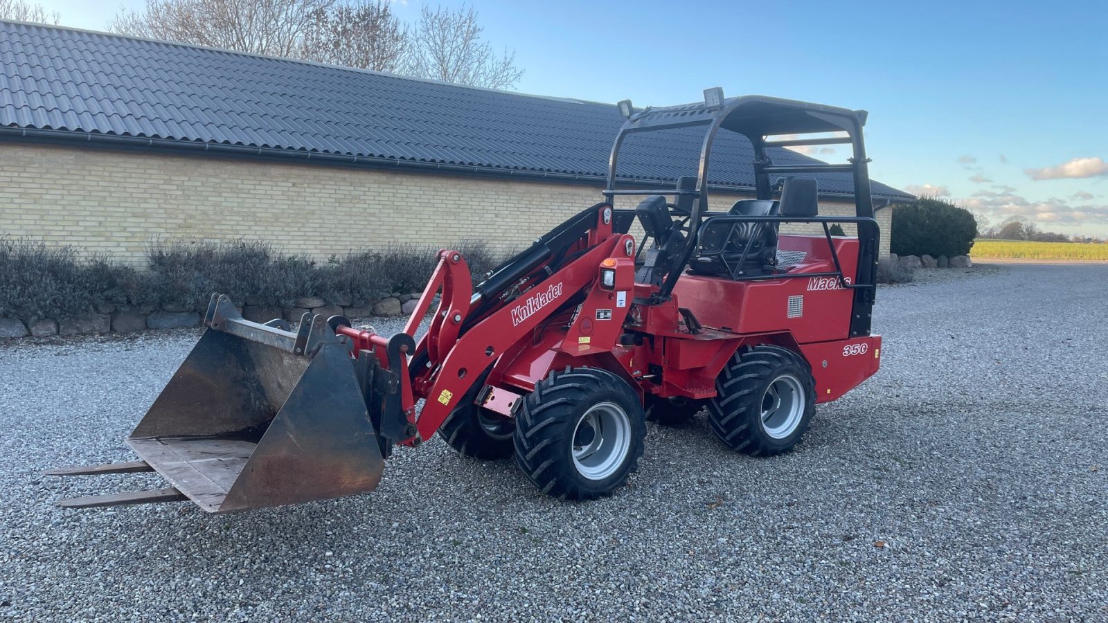 Kompaktlader типа Sonstige 350, Gebrauchtmaschine в Slagelse (Фотография 1)