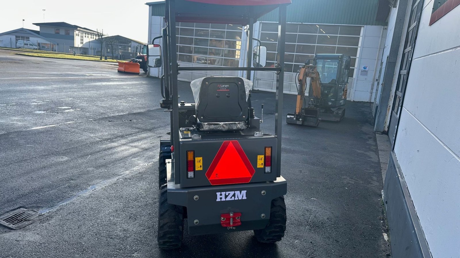 Kompaktlader типа Sonstige 805E, Gebrauchtmaschine в Dronninglund (Фотография 4)