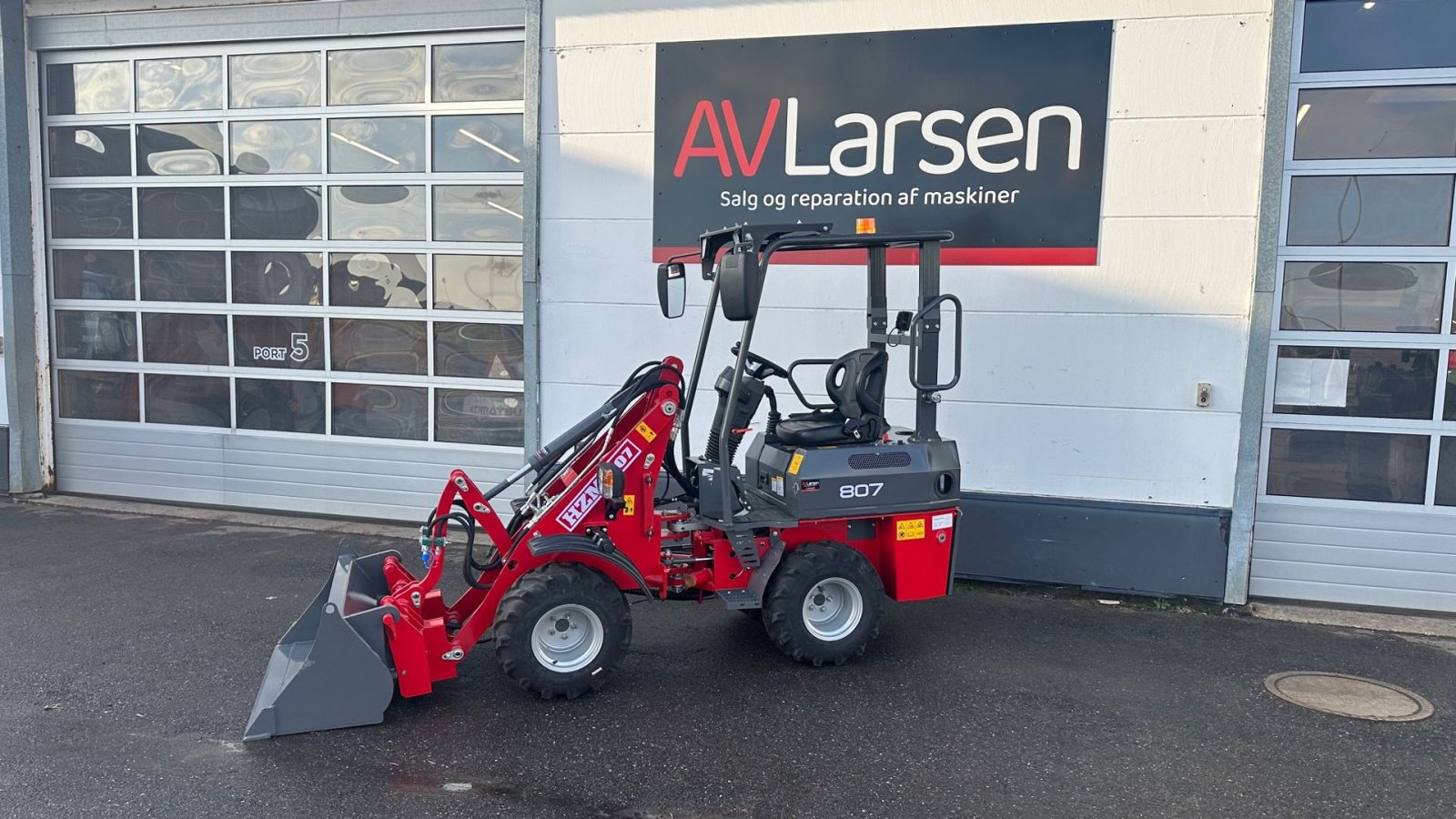 Kompaktlader del tipo Sonstige 807, Gebrauchtmaschine In Dronninglund (Immagine 2)