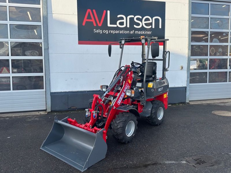 Kompaktlader типа Sonstige 807, Gebrauchtmaschine в Dronninglund (Фотография 1)