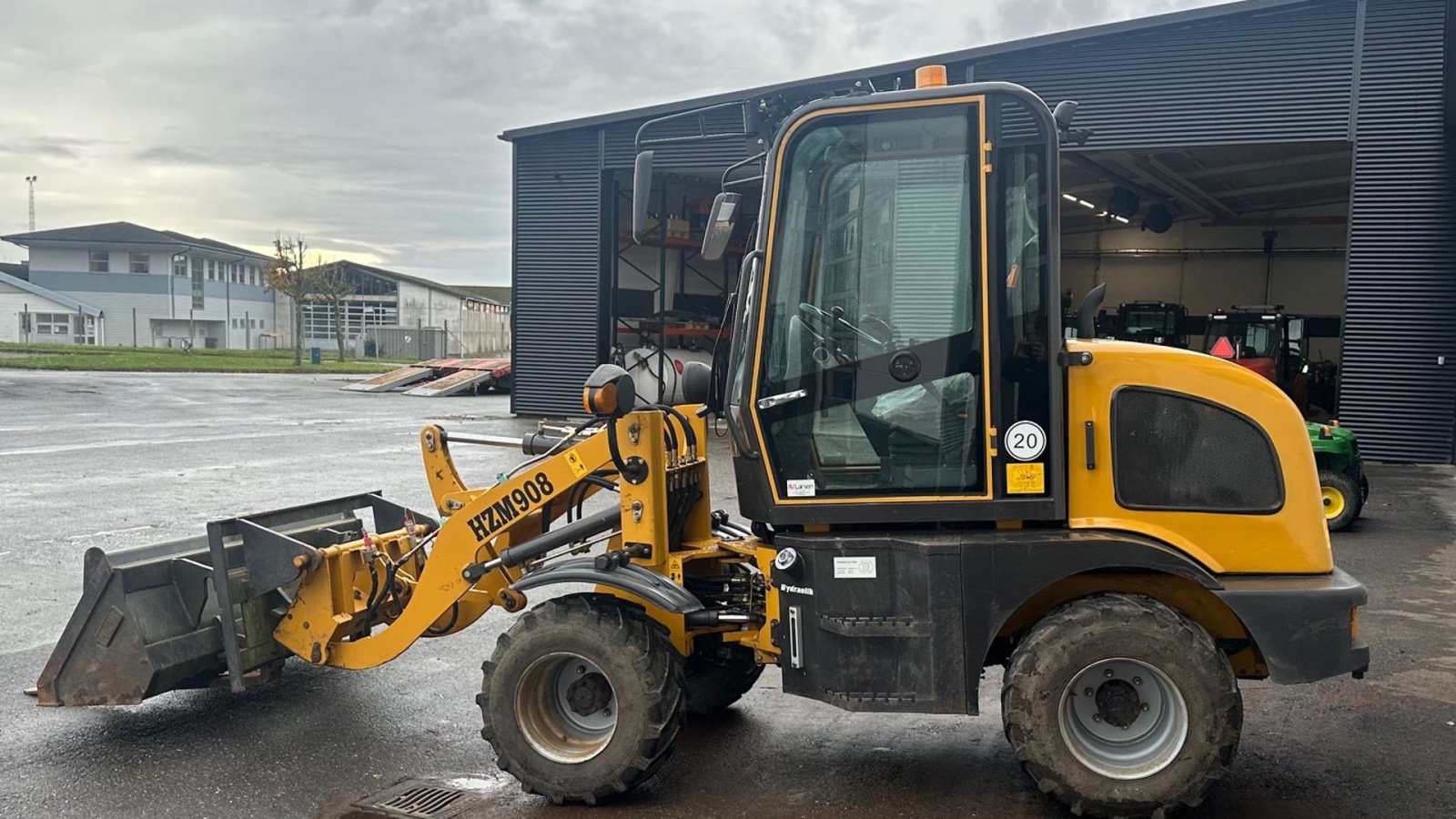 Kompaktlader типа Sonstige 908, Gebrauchtmaschine в Dronninglund (Фотография 2)