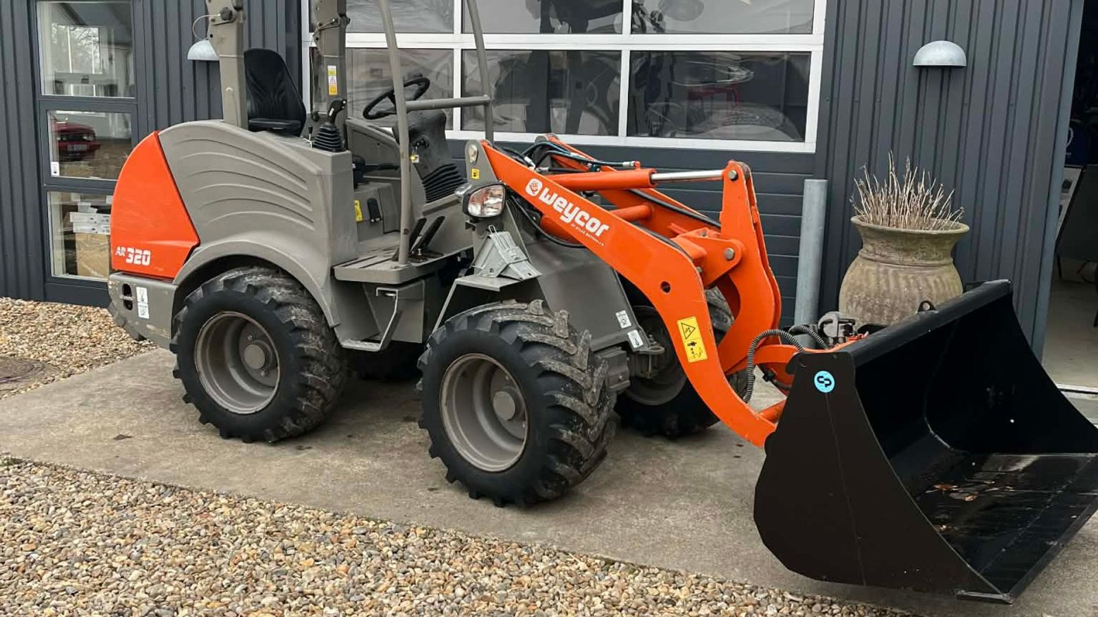 Kompaktlader of the type Sonstige AR 320, Gebrauchtmaschine in Føvling (Picture 2)