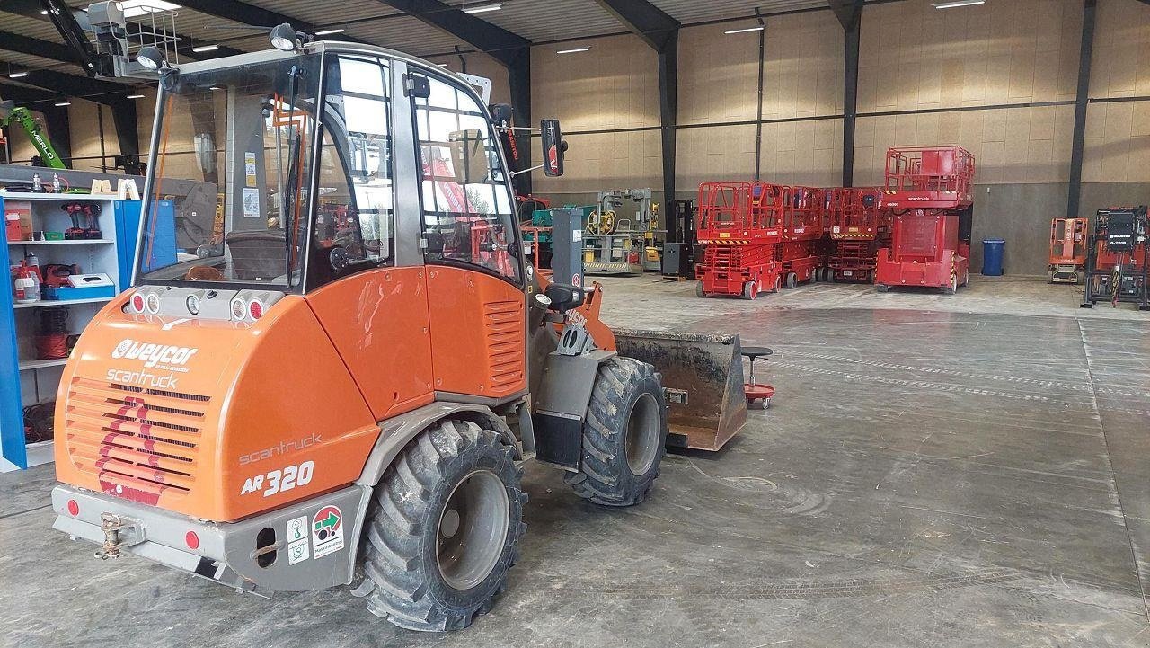 Kompaktlader of the type Sonstige AR320 Cab, Gebrauchtmaschine in Skive (Picture 4)