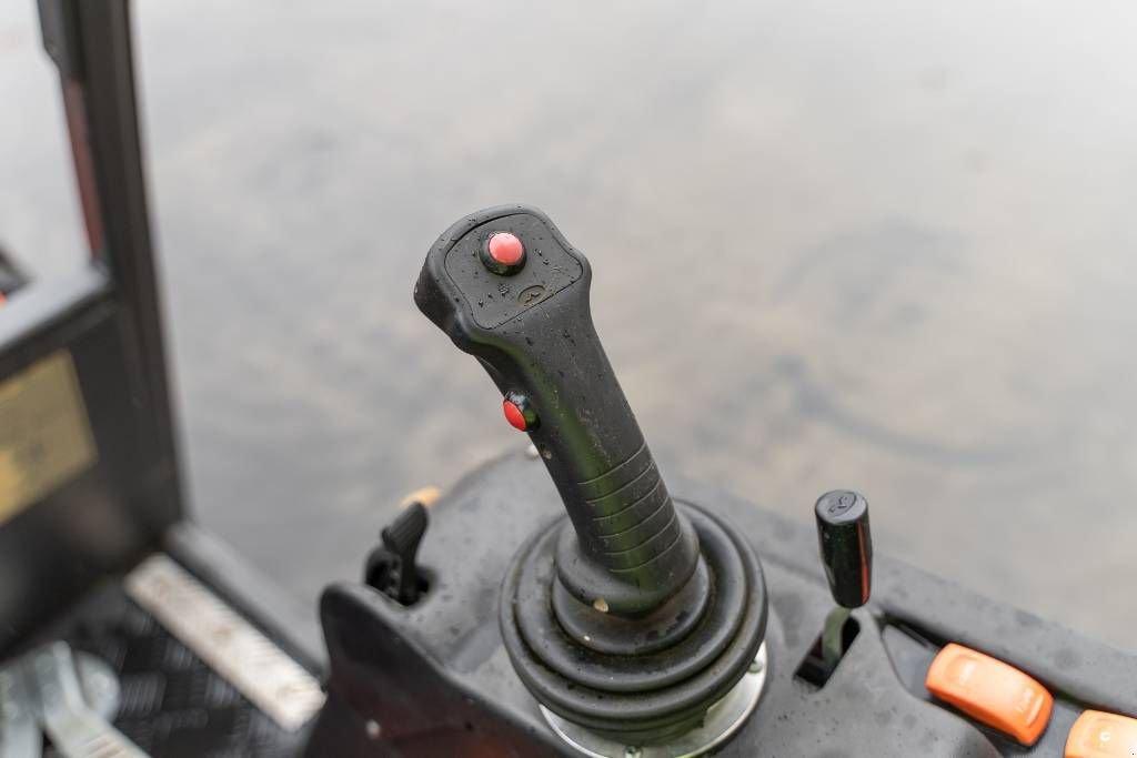 Kompaktlader του τύπου Sonstige Castloaders 825D, Gebrauchtmaschine σε Moerbeke (Φωτογραφία 11)