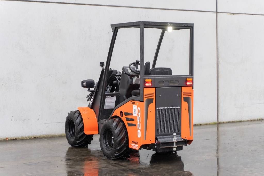 Kompaktlader του τύπου Sonstige Castloaders 825D, Gebrauchtmaschine σε Moerbeke (Φωτογραφία 5)