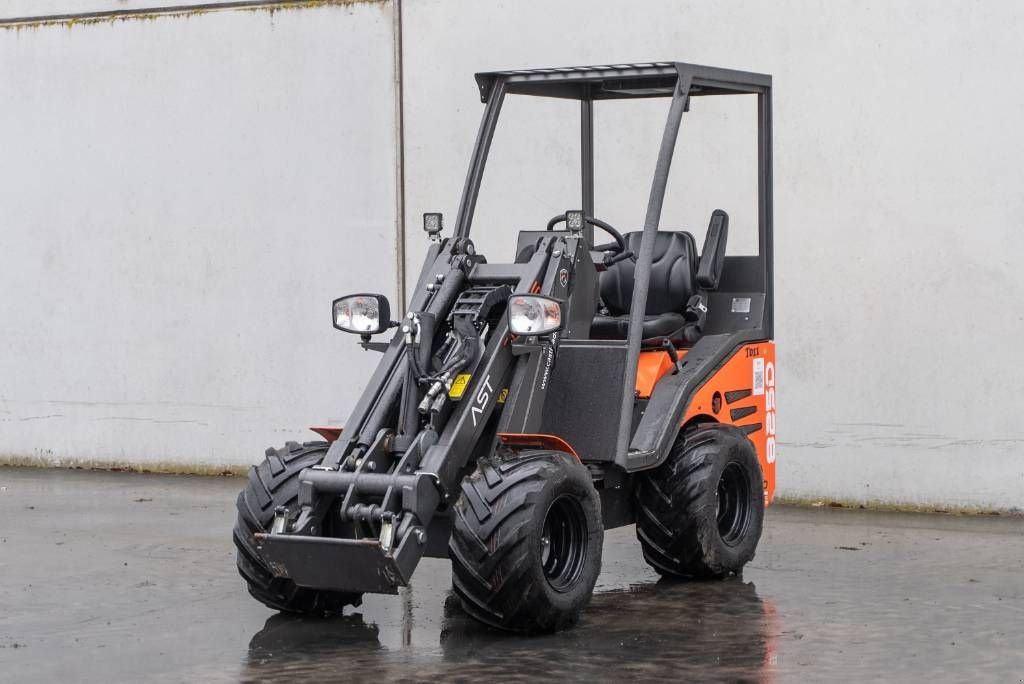 Kompaktlader του τύπου Sonstige Castloaders 825D, Gebrauchtmaschine σε Moerbeke (Φωτογραφία 1)