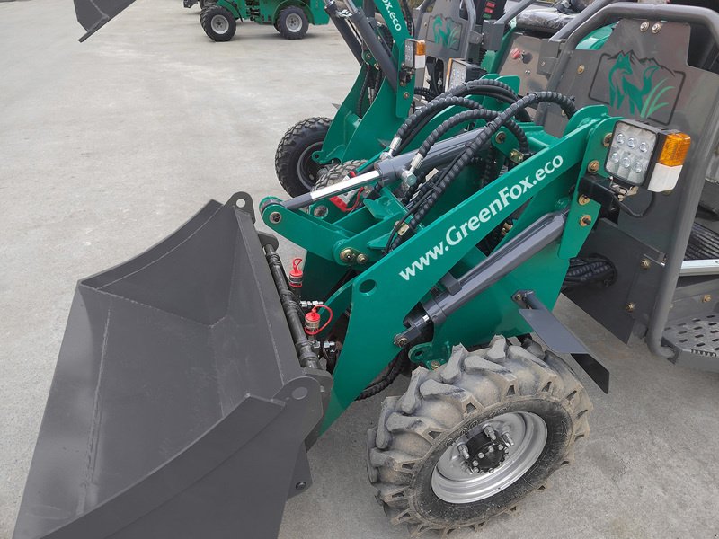 Kompaktlader des Typs Sonstige Chargeuese électrique 600, Neumaschine in Schönenwerd (Bild 11)