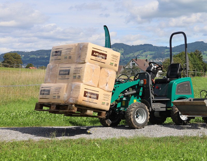 Kompaktlader des Typs Sonstige Chargeuese électrique 600, Neumaschine in Schönenwerd (Bild 7)