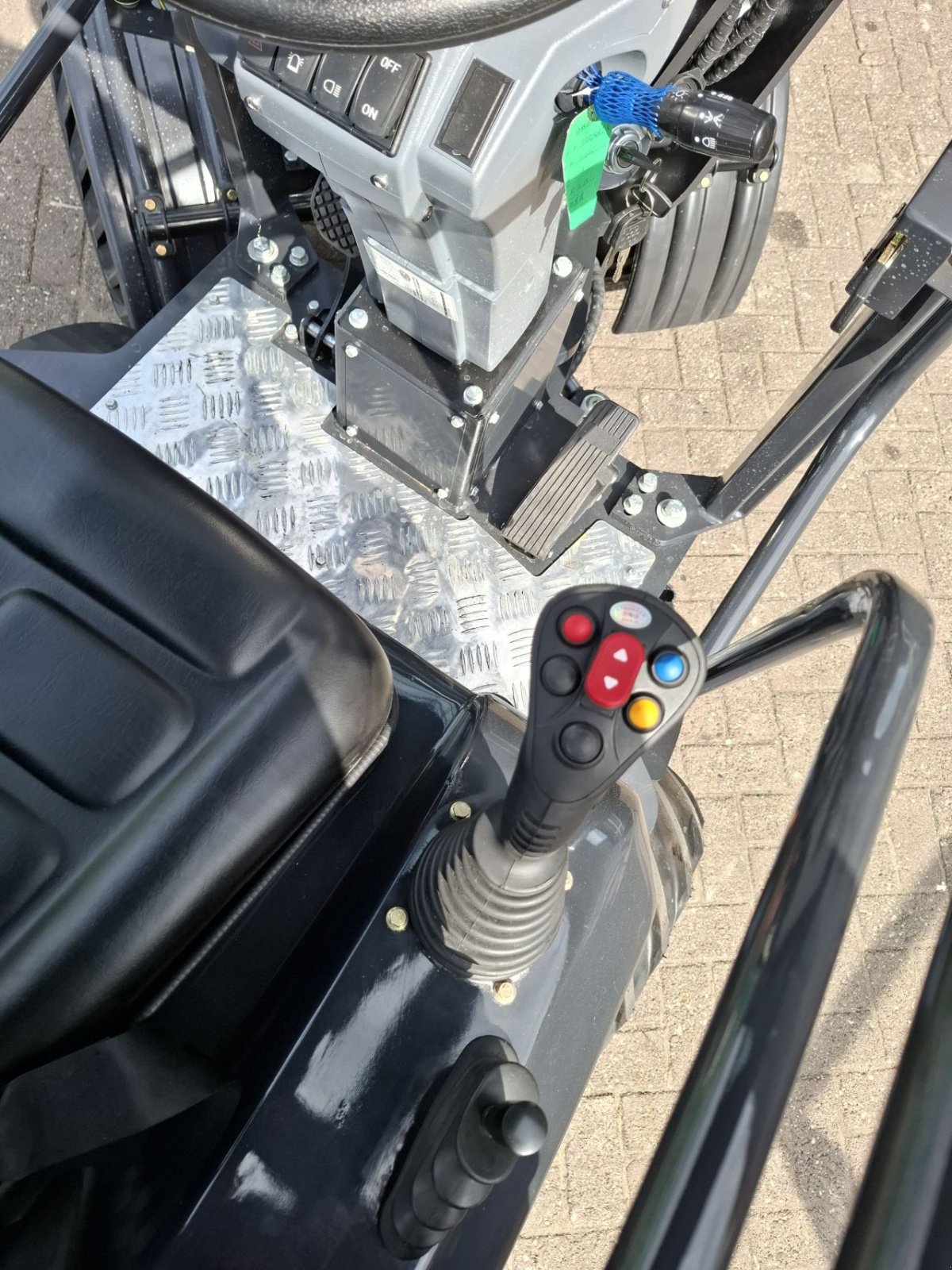 Kompaktlader του τύπου Sonstige CMH DWE606E, Neumaschine σε Terschuur (Φωτογραφία 9)