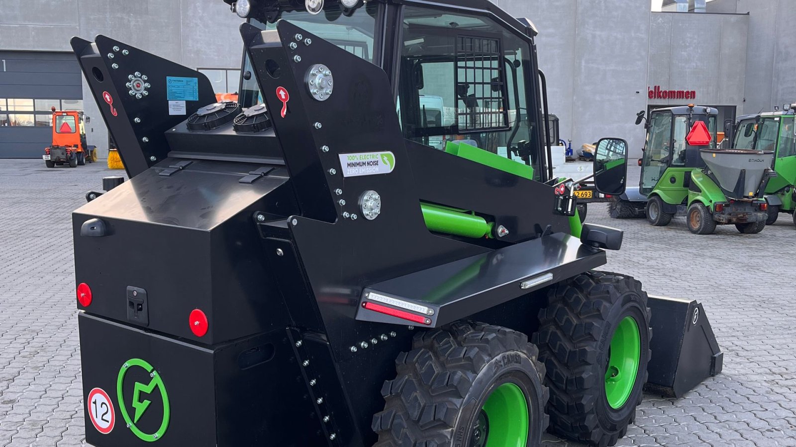 Kompaktlader des Typs Sonstige ELISE900, Gebrauchtmaschine in Kastrup (Bild 4)