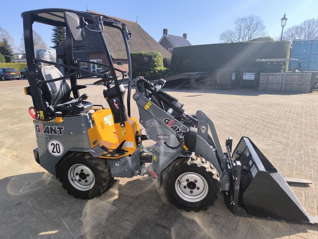 Kompaktlader of the type Sonstige Giant 1200, Neumaschine in Hardegarijp (Picture 2)