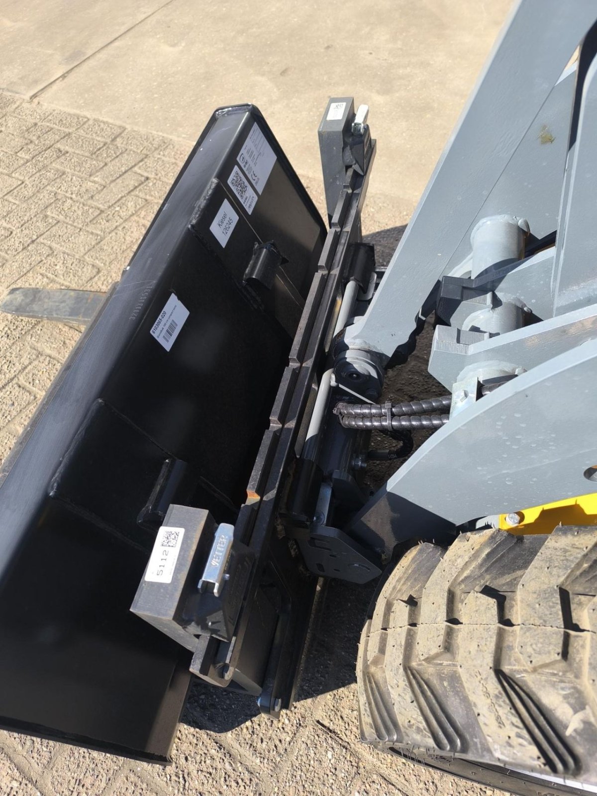 Kompaktlader of the type Sonstige Giant 1200, Neumaschine in Hardegarijp (Picture 10)