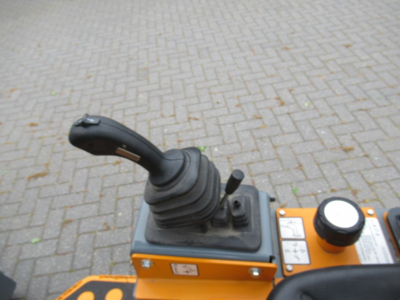 Kompaktlader des Typs Sonstige Giant 1200, Gebrauchtmaschine in Borne (Bild 8)