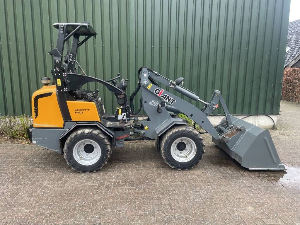 Kompaktlader za tip Sonstige Giant 337 shovel loader, Gebrauchtmaschine u Udenhout (Slika 7)