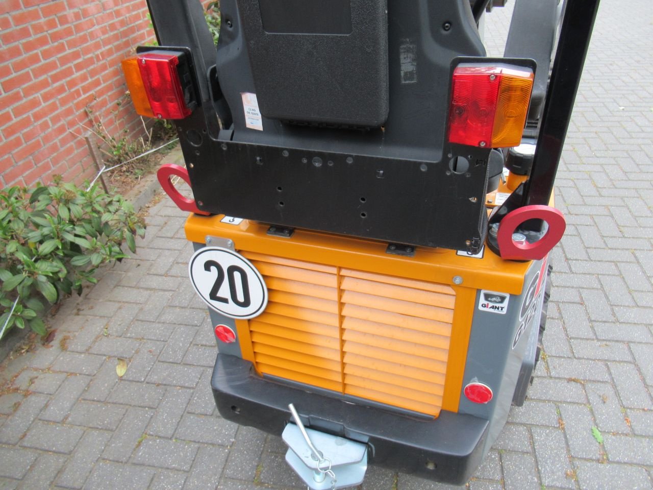 Kompaktlader of the type Sonstige Giant G 1200 4X4, Neumaschine in Borne (Picture 7)