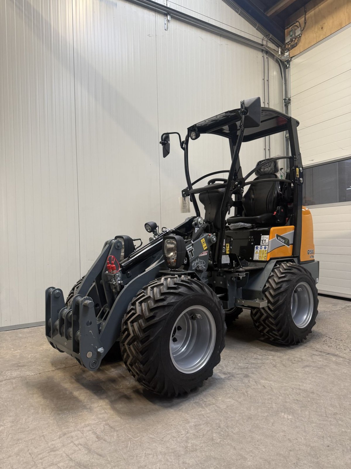 Kompaktlader of the type Sonstige Giant G1500, Gebrauchtmaschine in Wadenoijen (Picture 1)