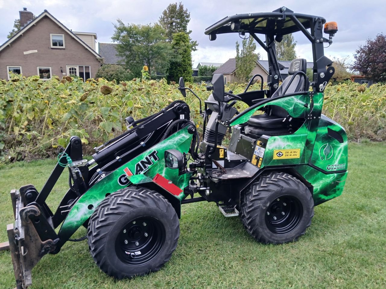 Kompaktlader типа Sonstige Giant G2200 E X-TRA elektrisch, Gebrauchtmaschine в Moerkapelle (Фотография 2)