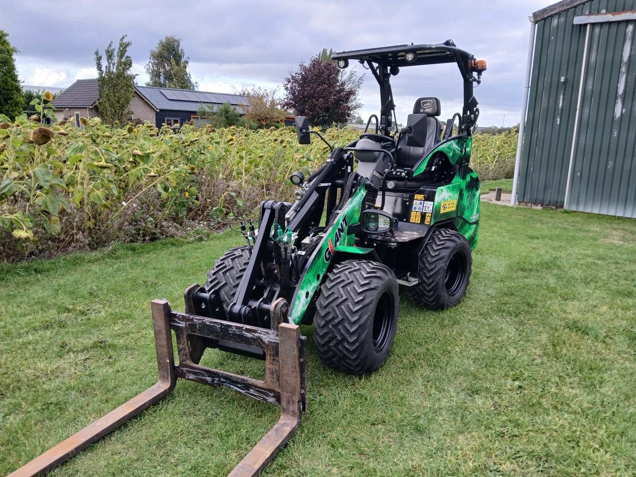 Kompaktlader типа Sonstige Giant G2200 E X-TRA elektrisch, Gebrauchtmaschine в Moerkapelle (Фотография 3)