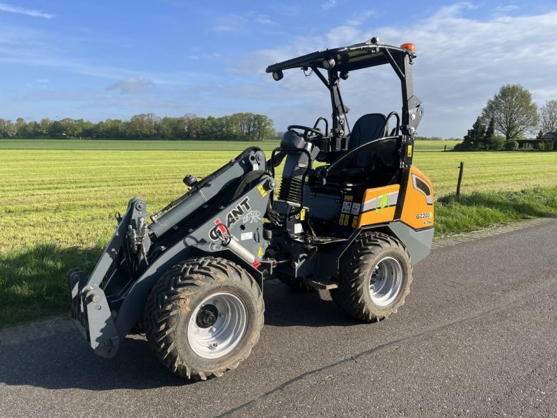 Kompaktlader des Typs Sonstige Giant G2200E xtra, Gebrauchtmaschine in Vragender