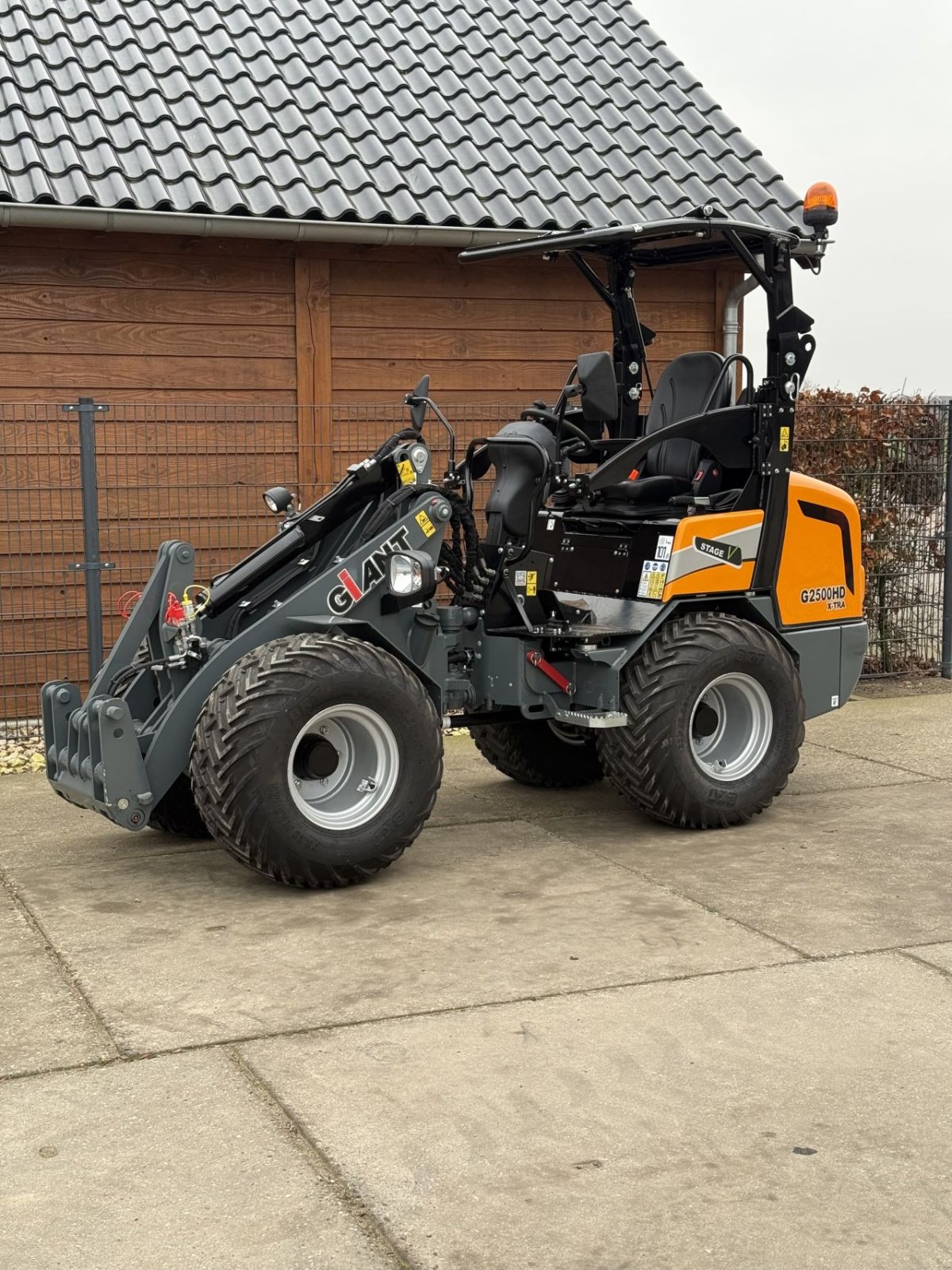 Kompaktlader typu Sonstige Giant G2500 extra, Gebrauchtmaschine v Wadenoijen (Obrázek 1)