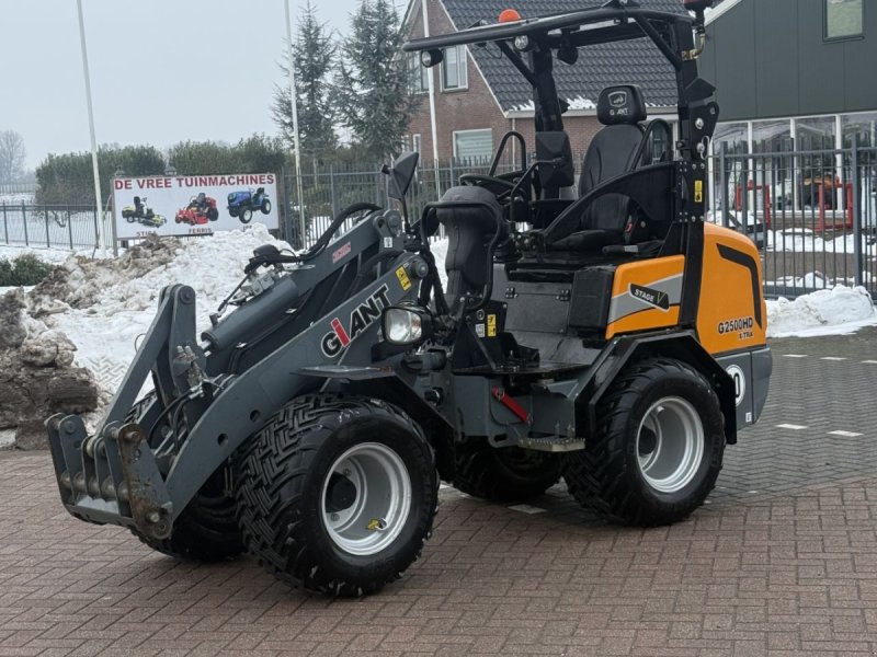 Kompaktlader του τύπου Sonstige Giant G2500 extra, Gebrauchtmaschine σε Wadenoijen