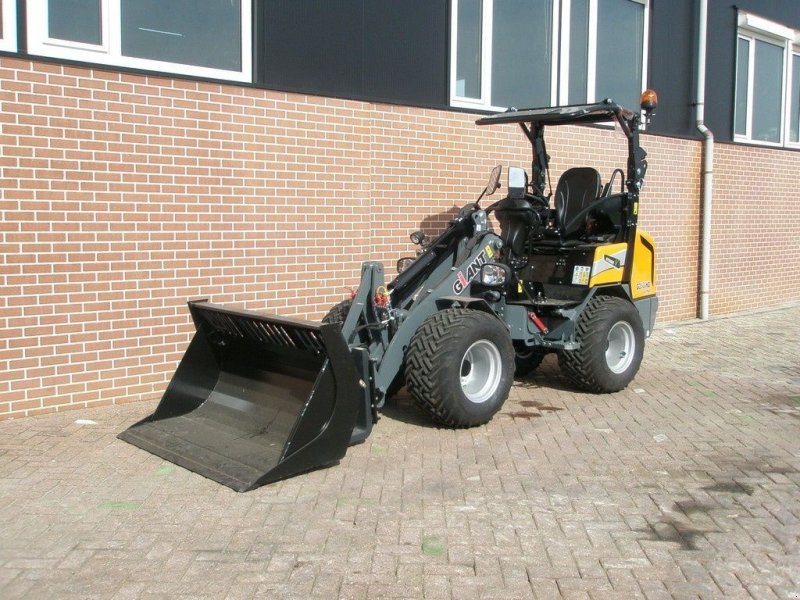 Kompaktlader του τύπου Sonstige Giant G2500, Neumaschine σε Barneveld (Φωτογραφία 1)