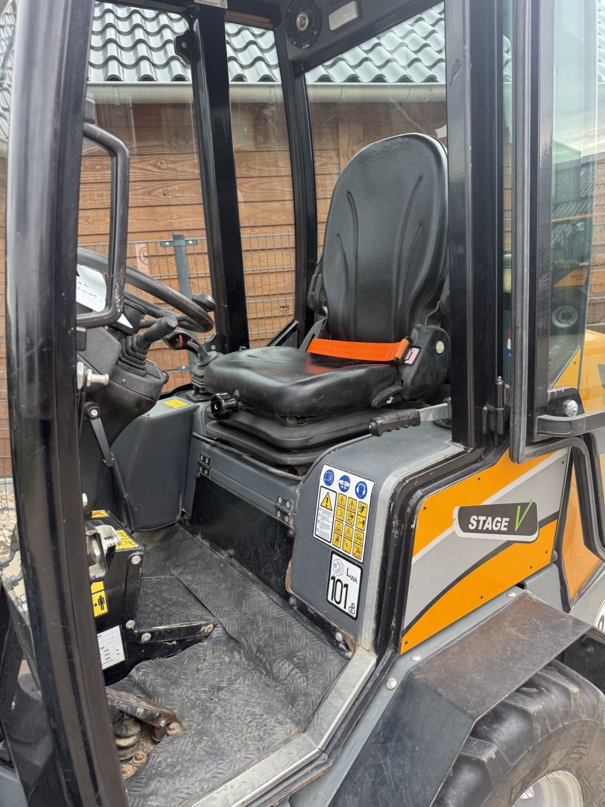 Kompaktlader des Typs Sonstige Giant G2500extra, Gebrauchtmaschine in Wadenoijen (Bild 4)