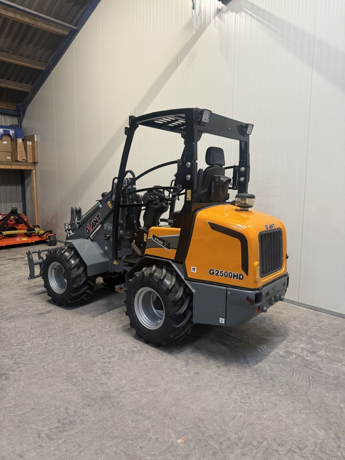 Kompaktlader of the type Sonstige Giant G2500hd, Gebrauchtmaschine in Wadenoijen (Picture 4)