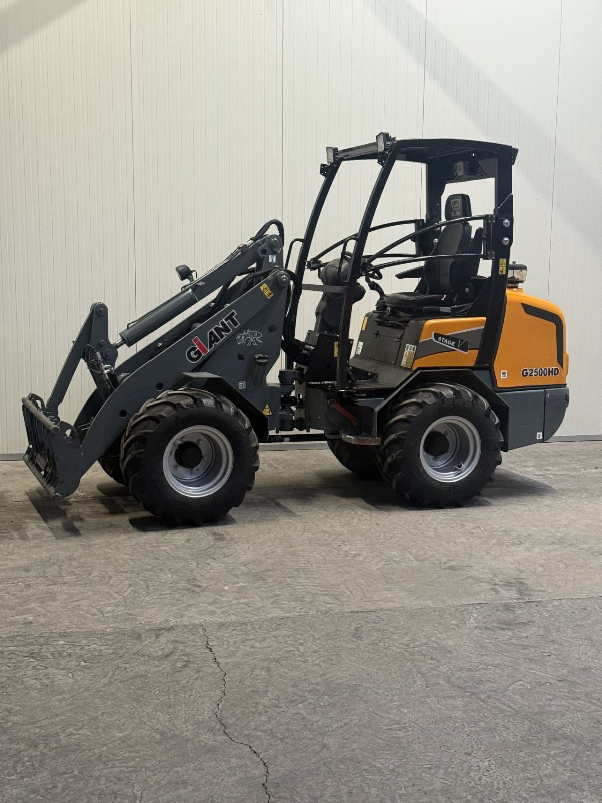 Kompaktlader of the type Sonstige Giant G2500hd, Gebrauchtmaschine in Wadenoijen (Picture 1)