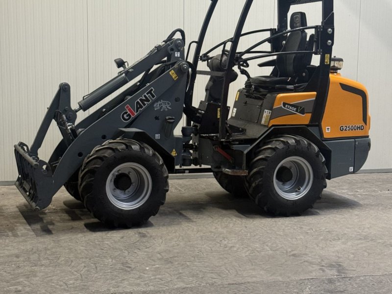 Kompaktlader des Typs Sonstige Giant G2500hd, Gebrauchtmaschine in Wadenoijen (Bild 1)