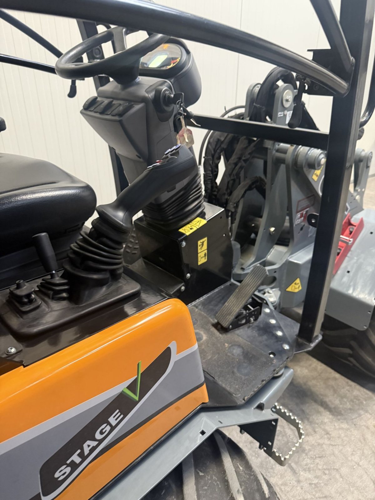 Kompaktlader des Typs Sonstige Giant G2700 extra, Gebrauchtmaschine in Wadenoijen (Bild 4)