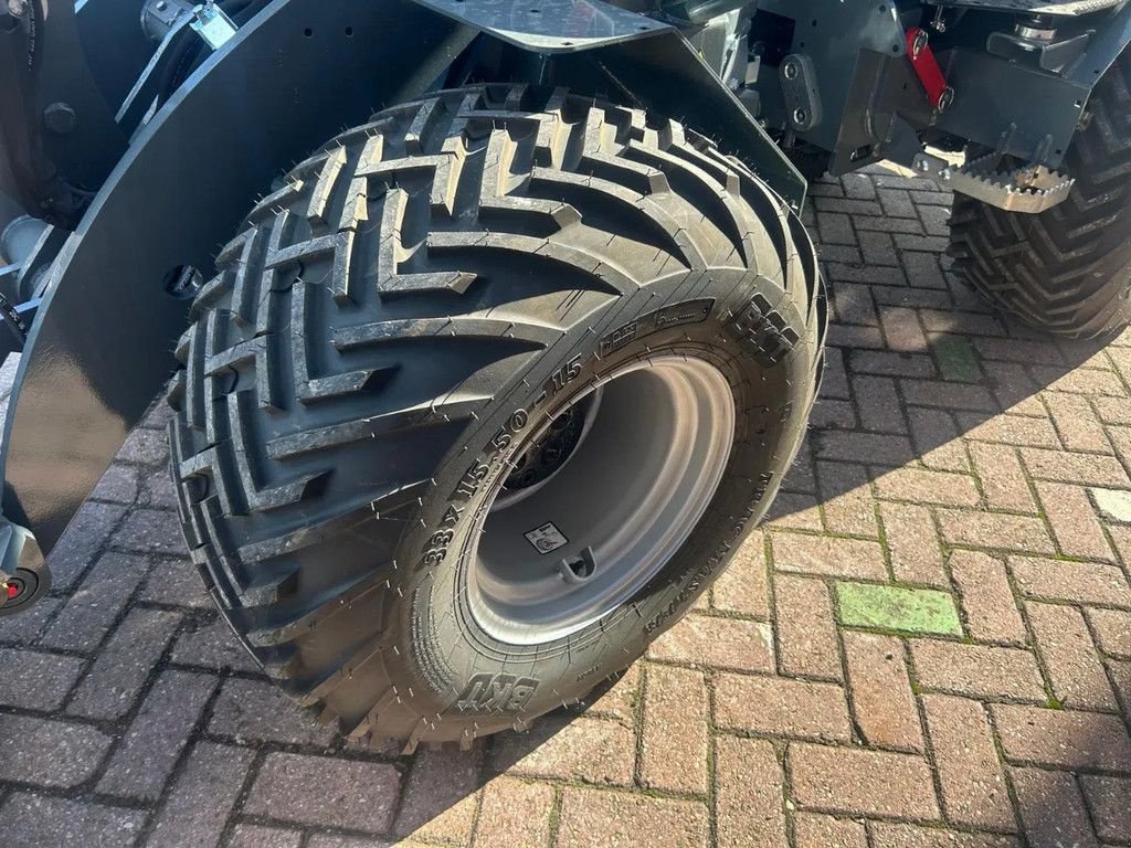 Kompaktlader of the type Sonstige Giant G2700, Neumaschine in Barneveld (Picture 7)