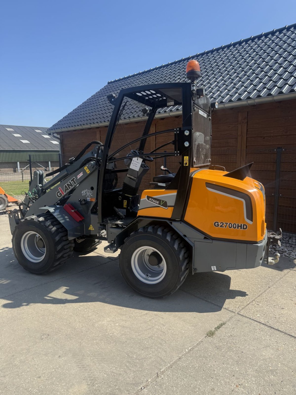 Kompaktlader of the type Sonstige Giant G2700, Gebrauchtmaschine in Wadenoijen (Picture 2)