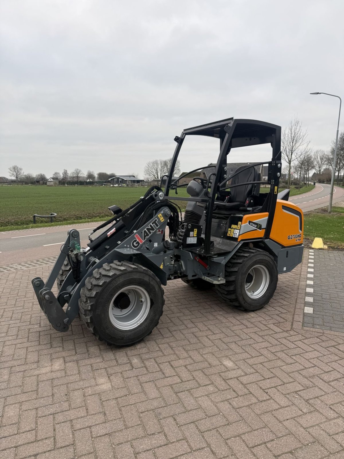 Kompaktlader des Typs Sonstige Giant G2700, Gebrauchtmaschine in Wadenoijen (Bild 1)
